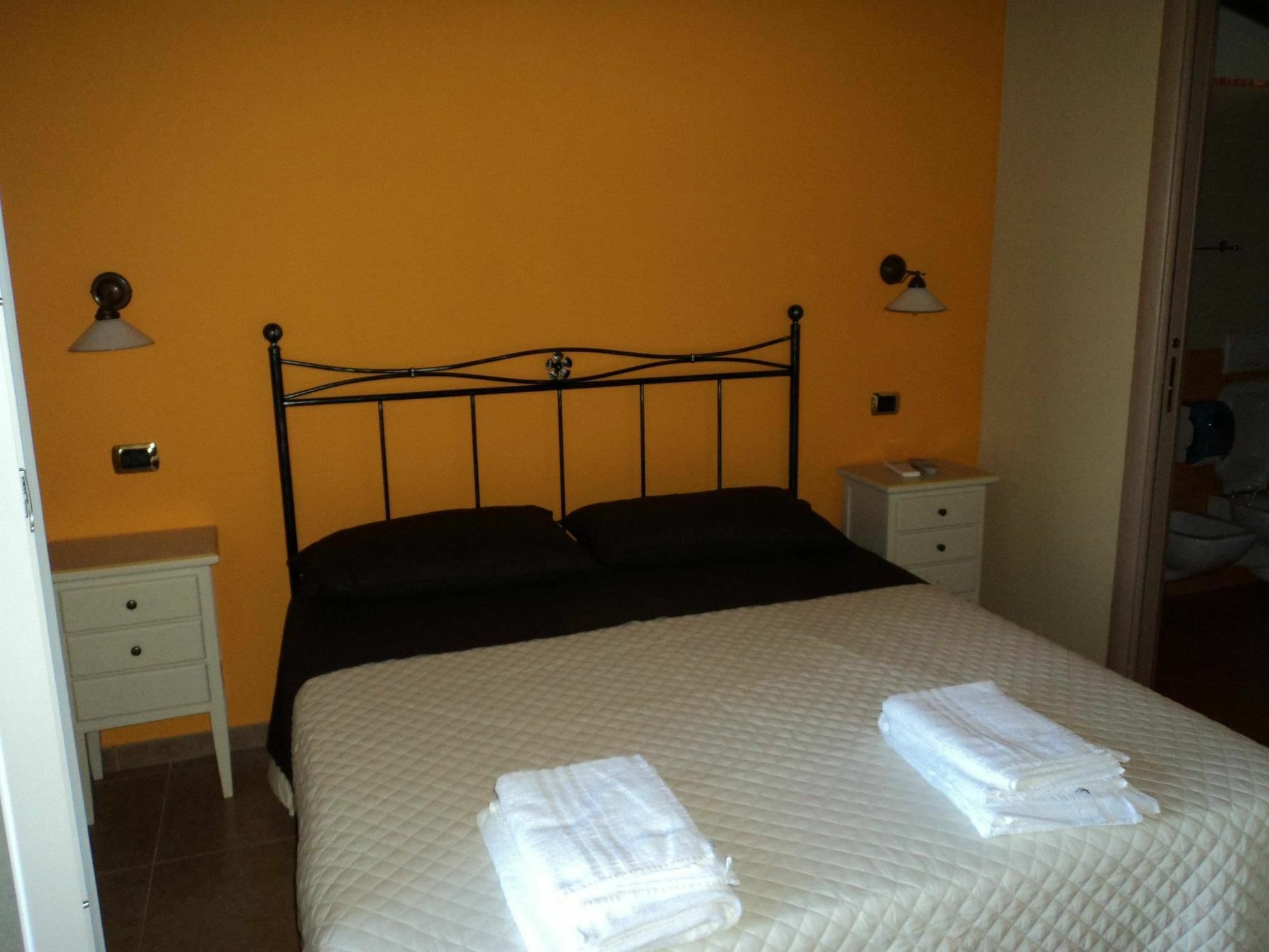 Agriturismo Le Vigne Fermo Dış mekan fotoğraf